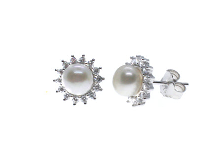 Pearl Earring