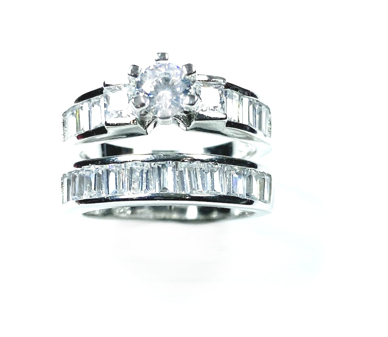 A White Cubic Zirconia Ring