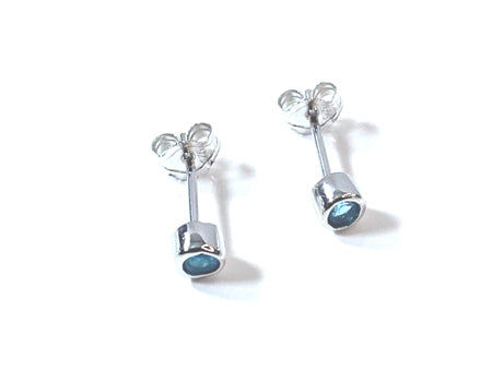 Aquamarine Cz Silver 4mm Round Rubover Set Earring Boxed.
