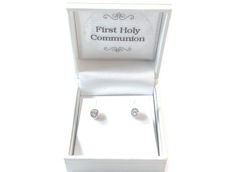 White Cz Silver 4mm Round Rubover Set Earring Boxed.