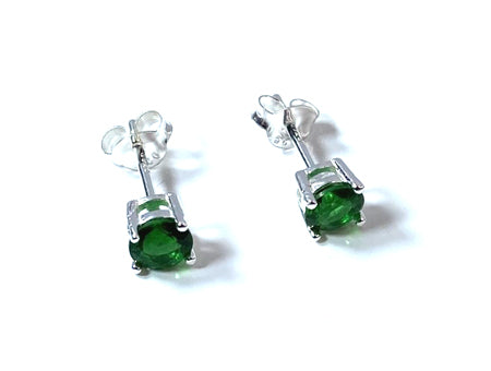 Kids Emerald May Birthstone Cubic Zirconia Silver 5 mm Claw Set Earring.