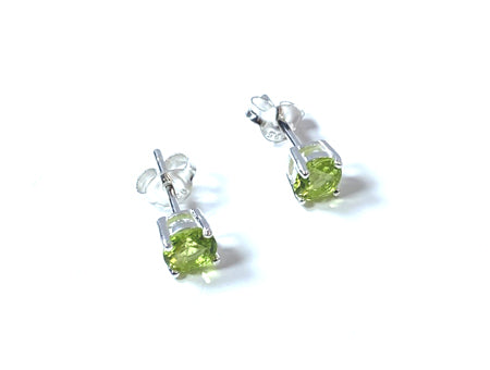 Kids Peridot August Birthstone Cubic Zirconia Silver 5 mm Claw Set Earring.