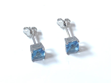 Blue Topaz Cz December Month Birthstone Cubic Zirconia Silver Square 3mm x 3mm Claw Set Earring
