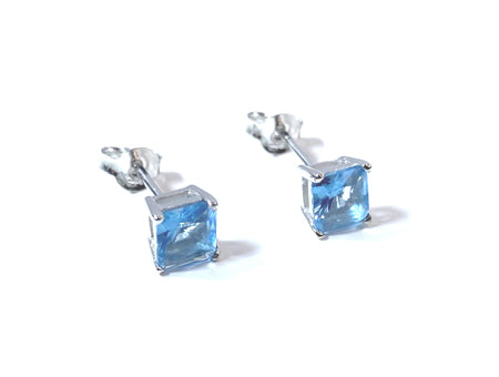 Blue Topaz Cz December Month Birthstone Cubic Zirconia Silver Square 5mm x 5mm Claw Set Earring