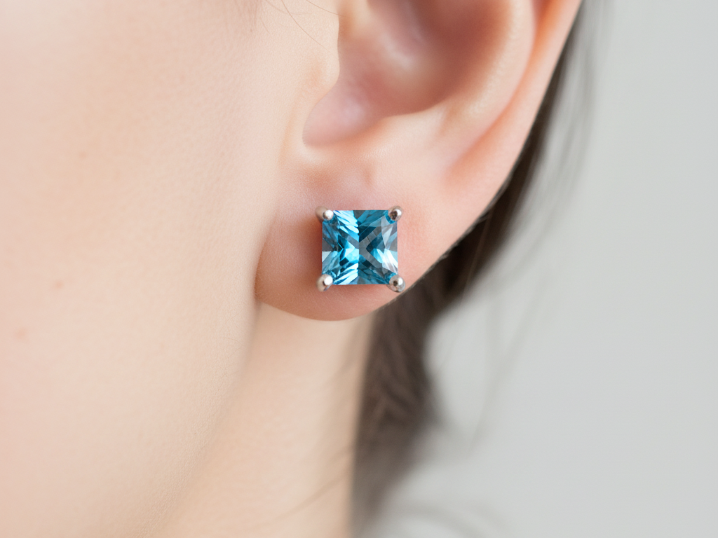 Aquamarine March Birthstone Cubic Zirconia Silver Square 4mm x 4mm Claw Set Earring.