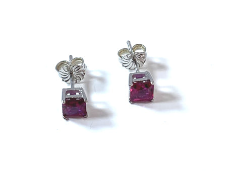 Ruby Cz July Month Birthstone Cubic Zirconia Silver Square 4mm x 4mm Claw Set Earring Boxed.