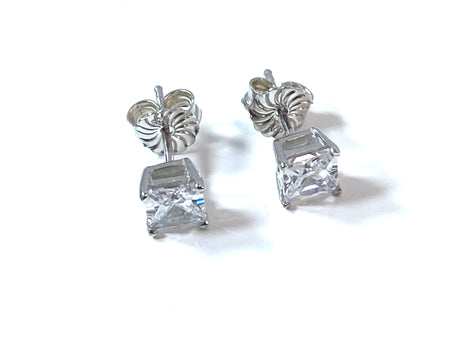 White Cz April Month Birthstone Cubic Zirconia Silver Square 4mm x 4mm Claw Set Earring