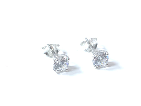 Kids White April Birthstone Cubic Zirconia Silver 5 mm Claw Set Earring.