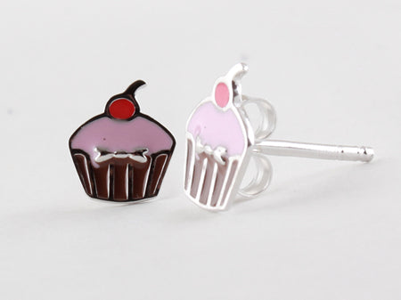 A Kids Cupcake Earring