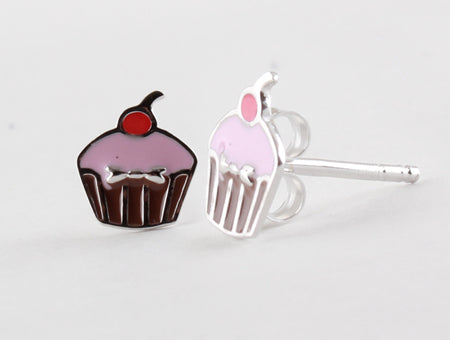 A Kids Cupcake Earring
