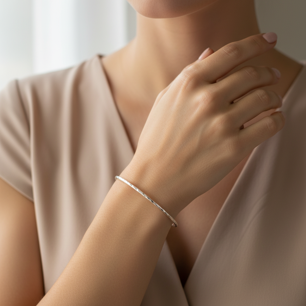 Simply Silver Bangle