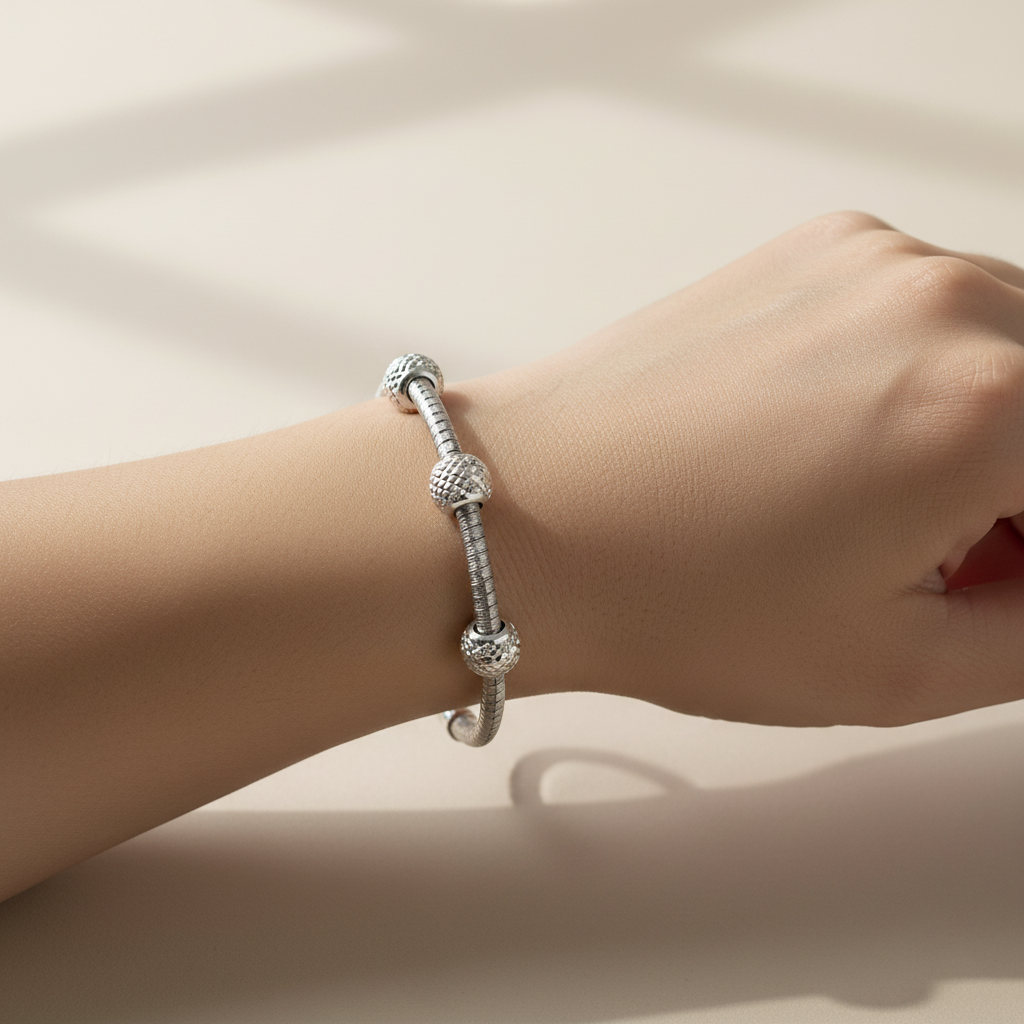 Simply Silver Bangle