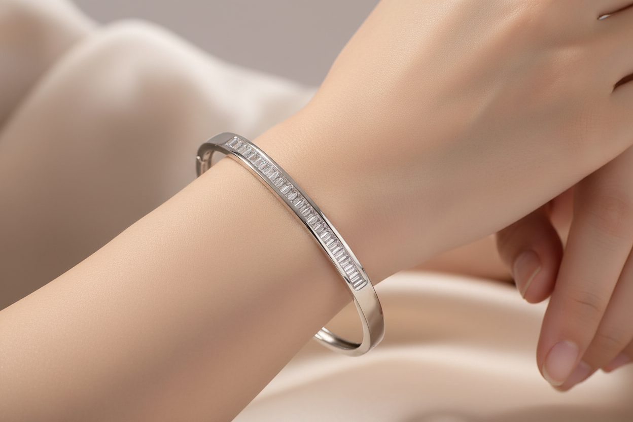 White Cubic Zirconia Bangle