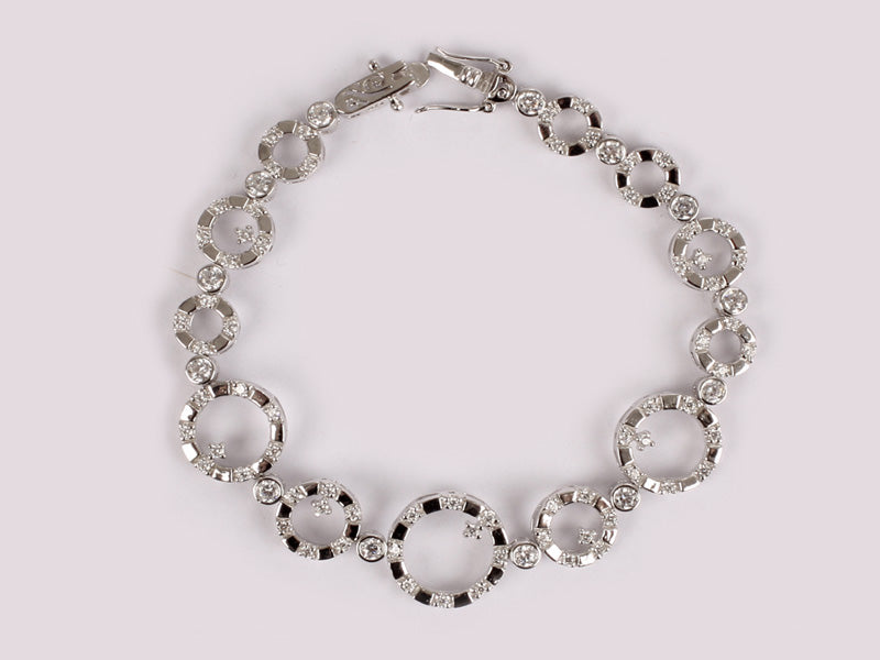 A White Cubic Zirconia Bracelet