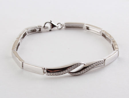 A White Cubic Zirconia Bracelet
