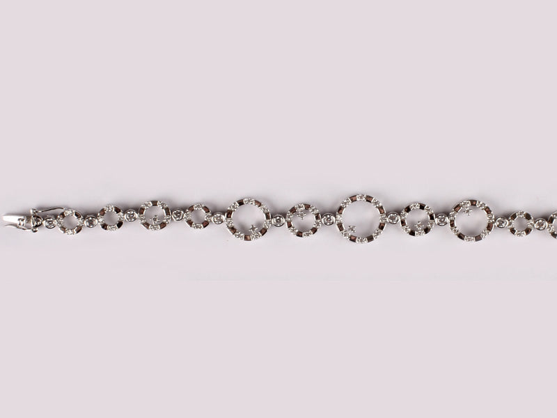 A White Cubic Zirconia Bracelet