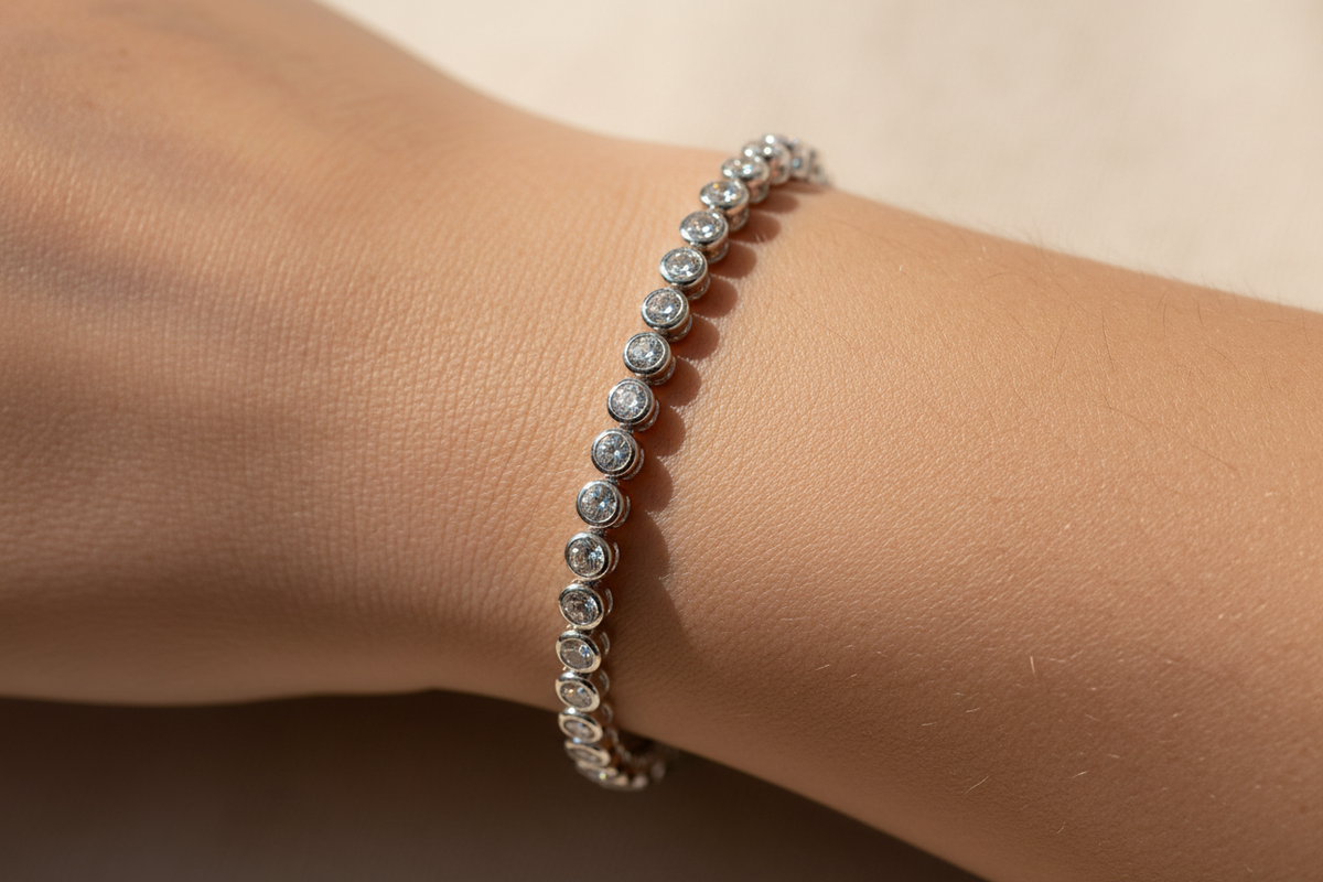 A White Cubic Zirconia Rubover Setting Tennis Silver 3 mm stone Bracelet
