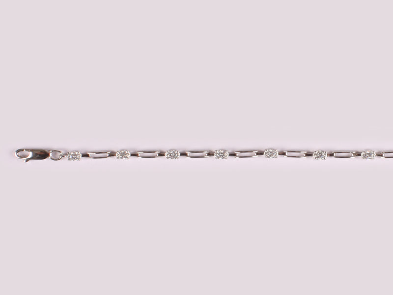 A White Cubic Zirconia Bracelet
