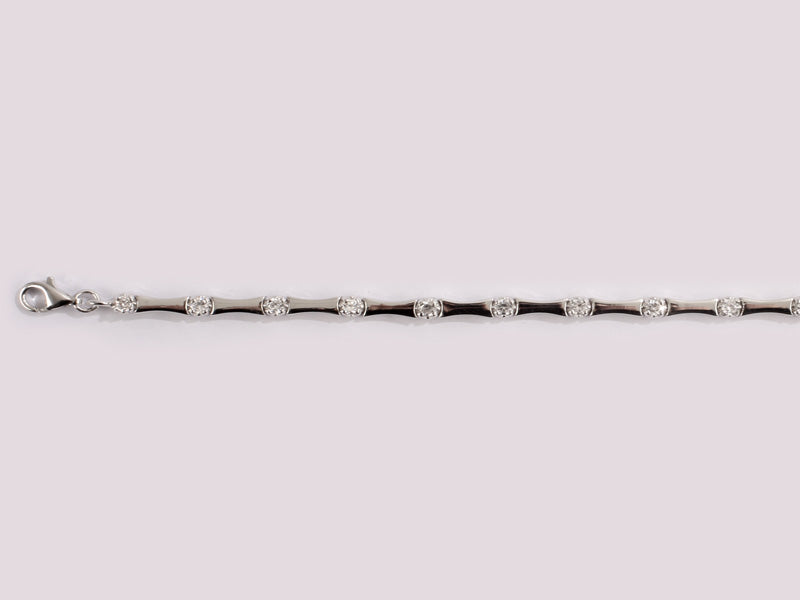 A White Cubic Zirconia Bracelet