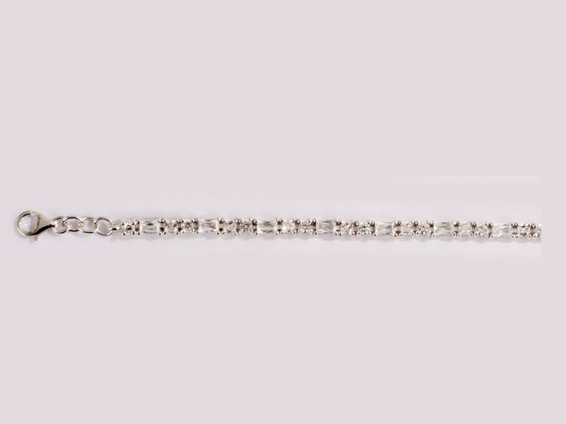 A White Cubic Zirconia Bracelet
