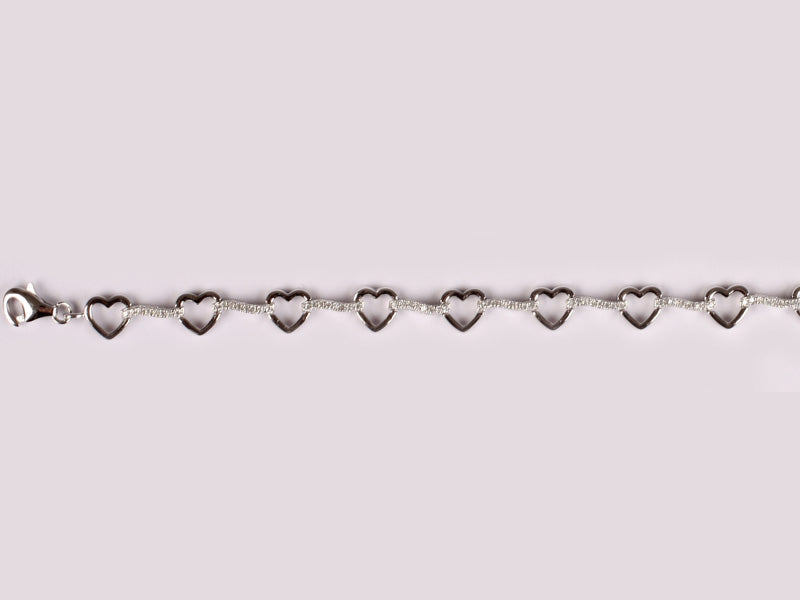 A White Cubic Zirconia Bracelet