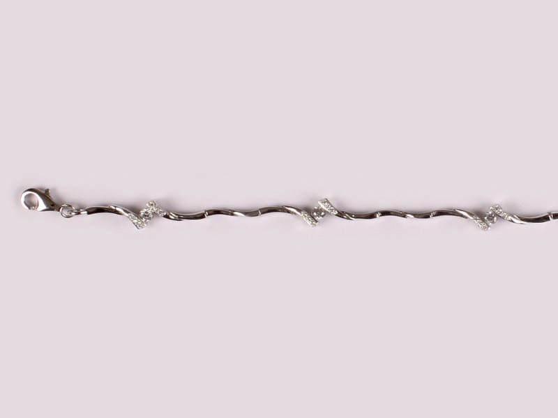 A White Cubic Zirconia Bracelet
