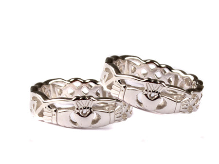 Claddagh Wedding Ring Set
