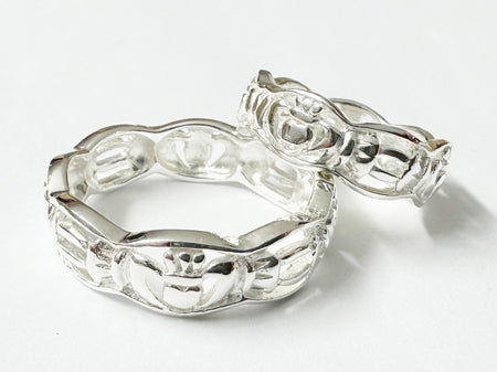 Claddagh Wedding Ring Set