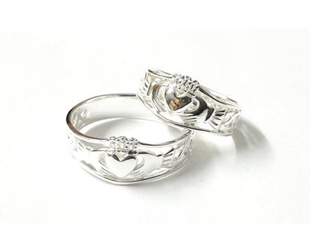 Claddagh Wedding Ring Set