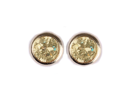 A Peridot 3mm Cubic Zirconia Earring.