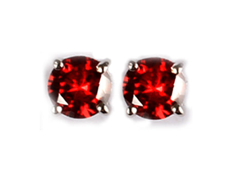 A Garnet 4mm Cubic Zirconia Earring