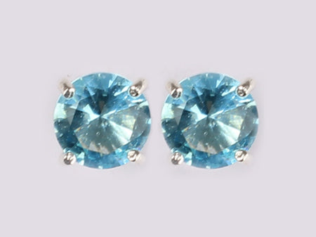 A Aquamarine Cubic Zirconia Earring 6MM