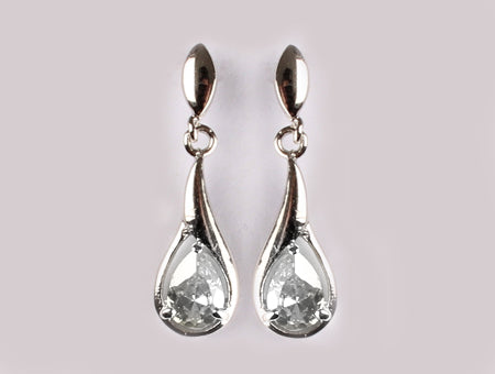 A White Cubic Zirconia Earring