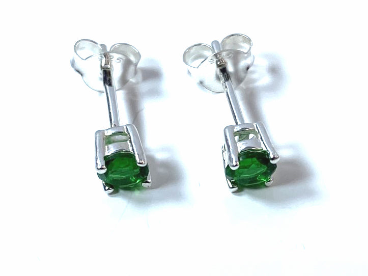 Kids Emerald May Birthstone Cubic Zirconia Silver 4 mm Claw Set Earring.