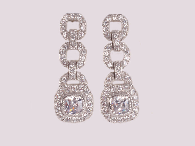 A White Cubic Zirconia Earring
