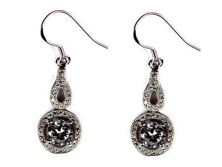 A White Cubic Zirconia Earring
