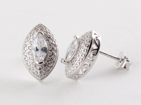 A White Cubic Zirconia Earring