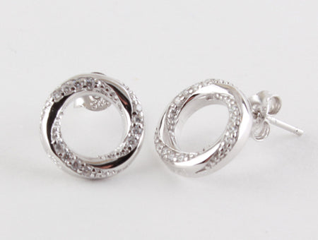 A White Cubic Zirconia Earring