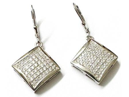 A White Cubic Zirconia Earring