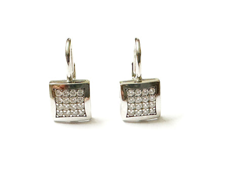 A White Cubic Zirconia Earring