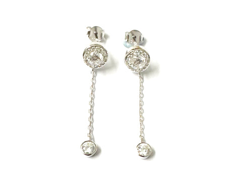 White Cubic Zirconia  Silver Earring.