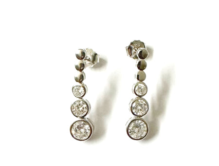 A Silver Cubic Zirconia Bracelet