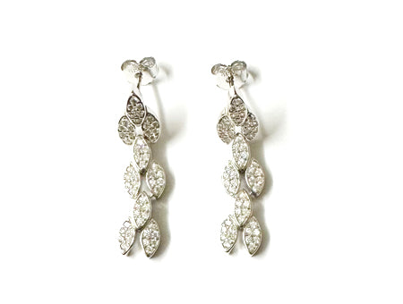White Cubic Zirconia Earring.