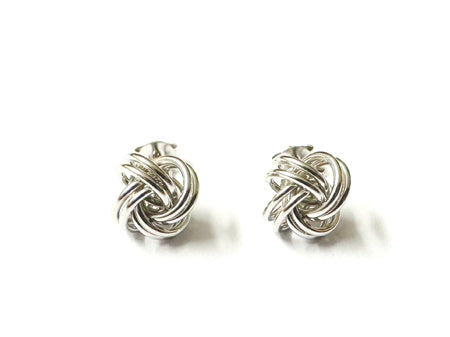 A Silver 10mm Stud Earring
