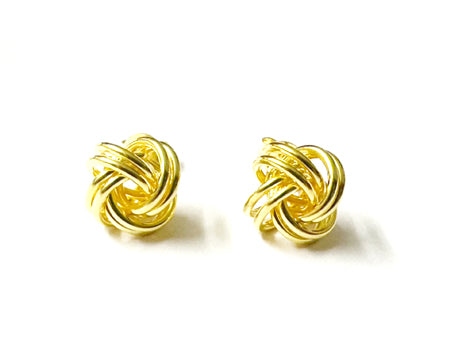 A Yellow Plated Silver 10mm Stud Earring