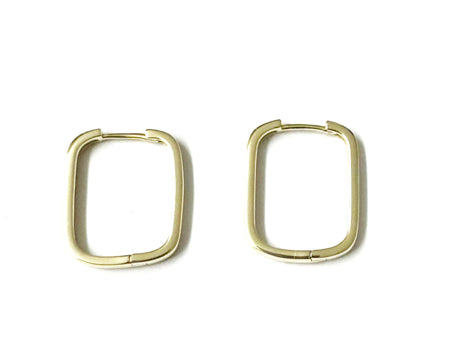 A Silver 18mm Hoop Earring