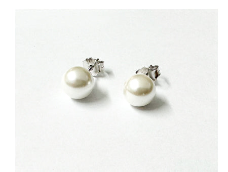 Pearl Earring