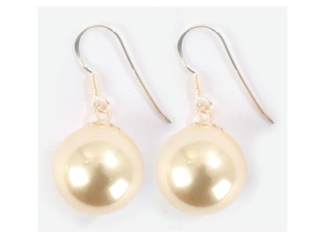Pearl Earring