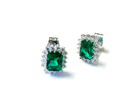 9 CT White Gold Emerald Pendant