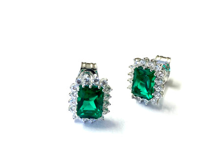9 CT White Gold Emerald Earring.
